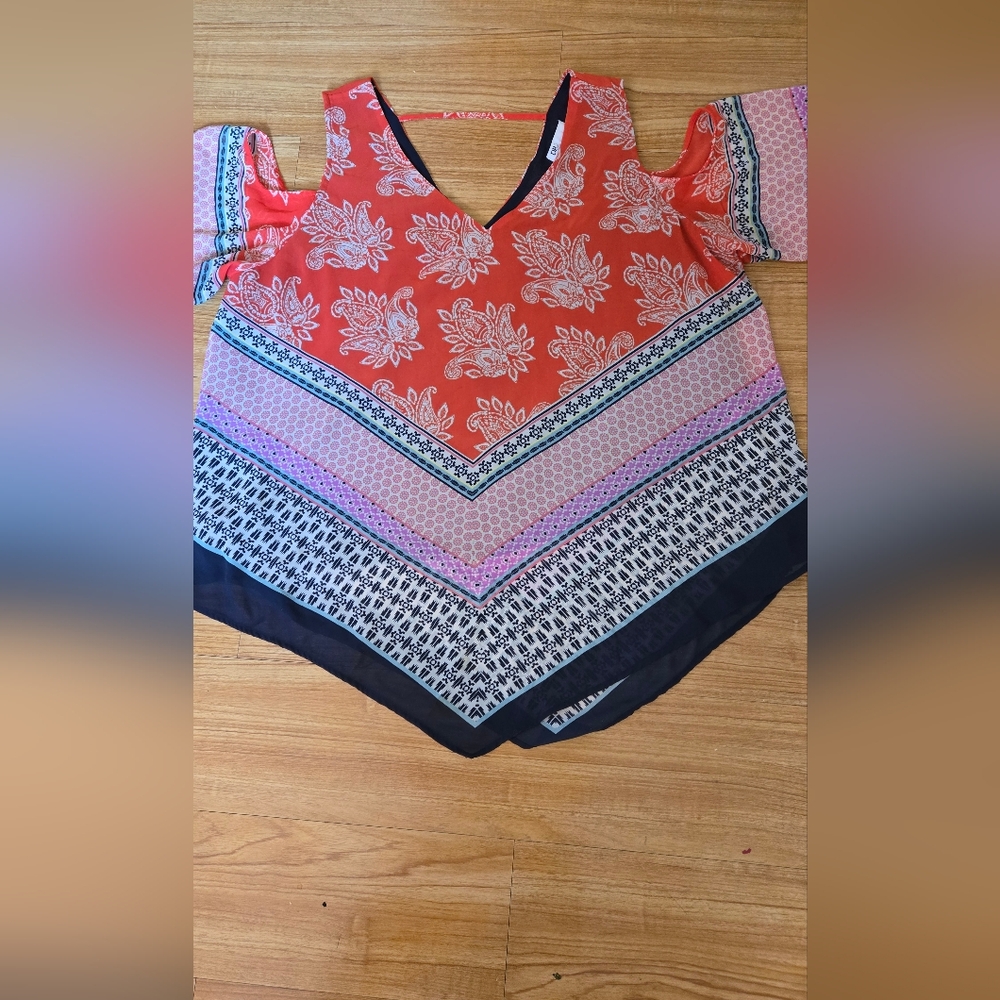 DR2  Women's  Cold Shoulder Blouse lined Geometric Pattern Short Sleeve Size XL